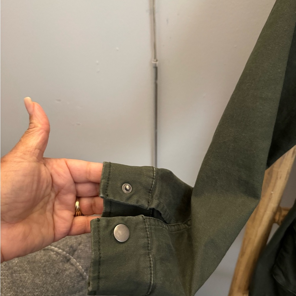 Market & Spruce - Olive Green Women's Utility Jacket - Picture 7 of 10
